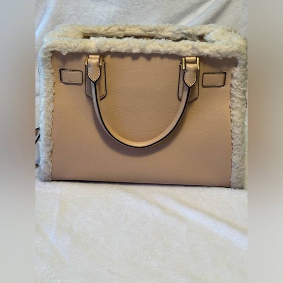 Michael Kors Purse - Picture 5 of 5
